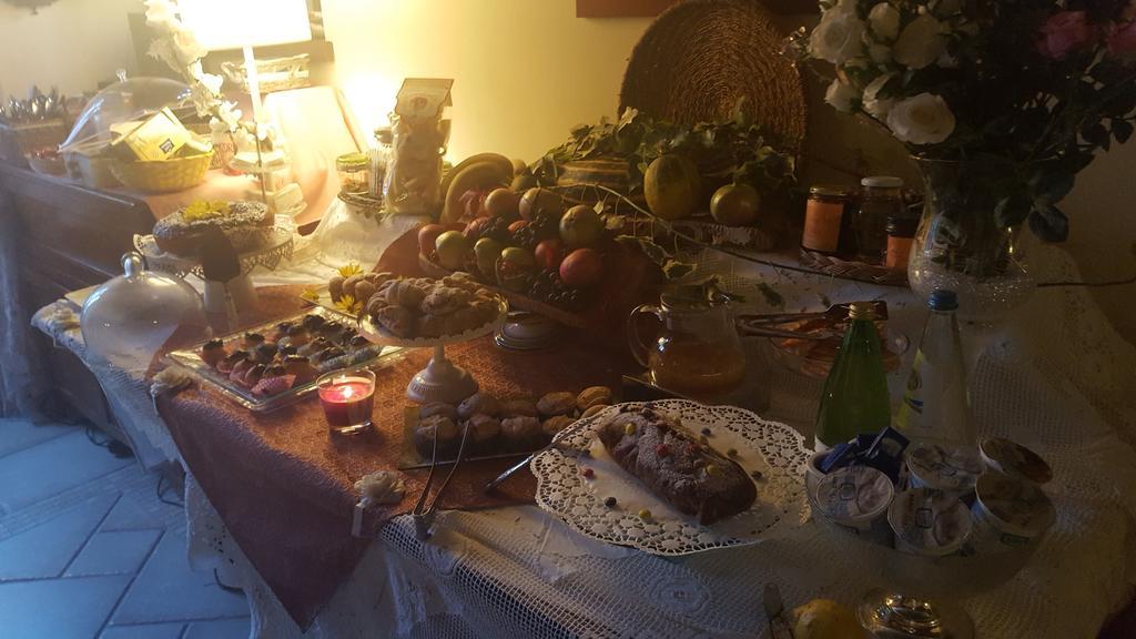 Il Belvederino Panzió Brufa Kültér fotó